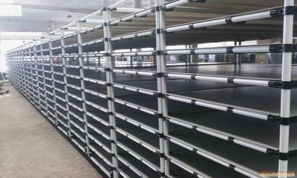 使用線棒貨架存放貨物要注意什么？